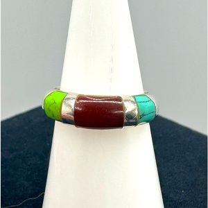 Rare vintage Marsala tri stone channel ring set in 925 sterling;sz 6